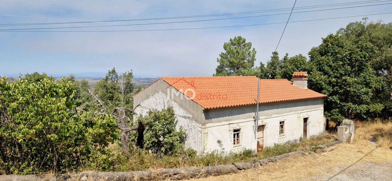 Quinta T6 para Venda em Santa Maria de Marvão Foto 1