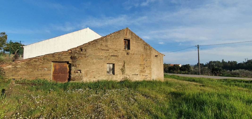 Moradia T2 para Venda em Sarzedas Foto 6