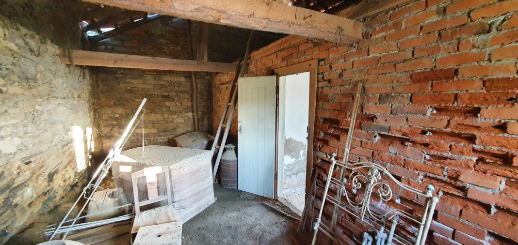 Moradia T2 para Venda em Sarzedas Foto 16