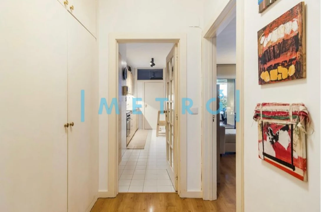 Apartamento T2 para Venda em Aldoar, Foz do Douro e Nevogilde Foto 3