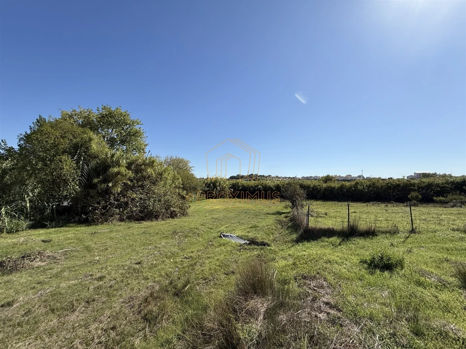 Terreno para Venda em Buarcos Foto 1