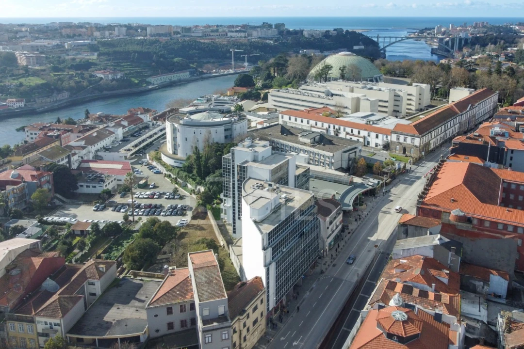 Escritório para Venda em Cedofeita, Santo Ildefonso, Sé, Miragaia, São Nicolau e Vitória Foto 24