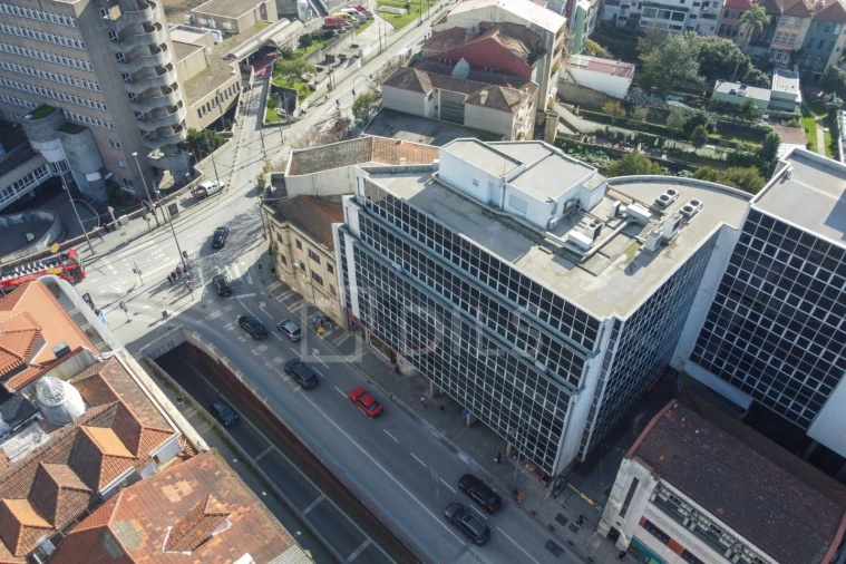 Escritório para Venda em Cedofeita, Santo Ildefonso, Sé, Miragaia, São Nicolau e Vitória Foto 26