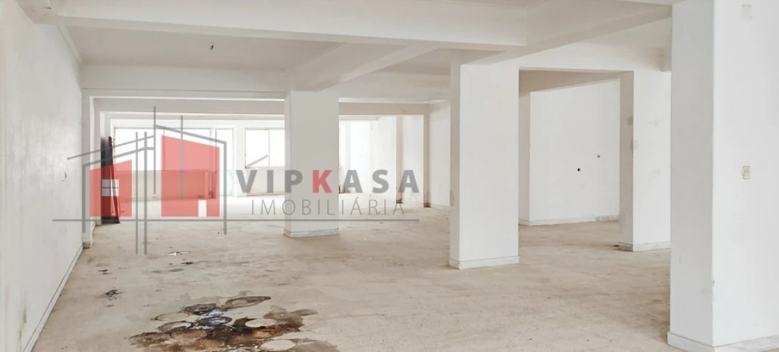 Loja para Venda em Agualva e Mira-Sintra Foto 6