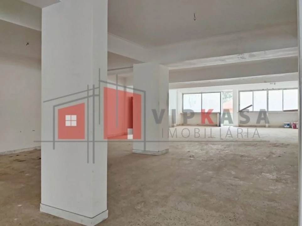 Loja para Venda em Agualva e Mira-Sintra Foto 6