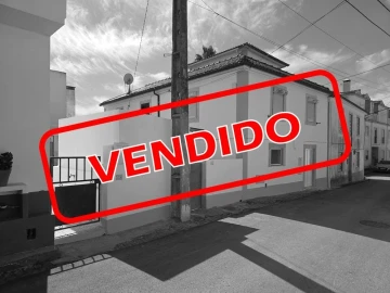 Moradia T3 para Venda em Enxara do Bispo, Gradil e Vila Franca do Rosário