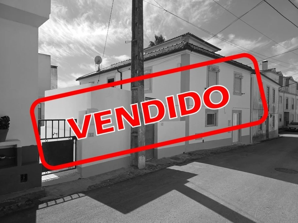 Moradia T3 para Venda em Enxara do Bispo, Gradil e Vila Franca do Rosário Foto 1