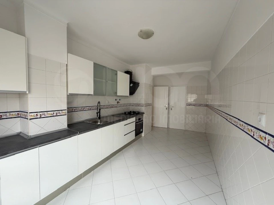 Apartamento T2 para Venda em Seixal, Arrentela e Aldeia de Paio Pires Foto 2