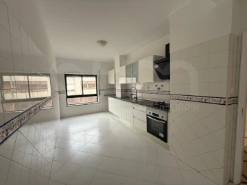 Apartamento T2 para Venda em Seixal, Arrentela e Aldeia de Paio Pires