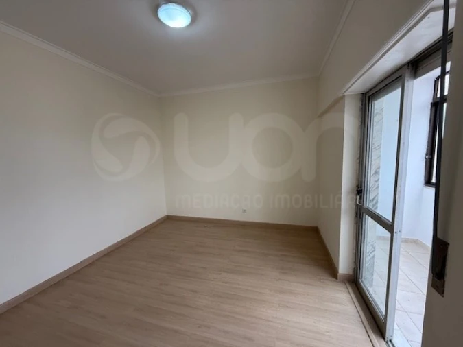Apartamento T2 para Venda em Seixal, Arrentela e Aldeia de Paio Pires Foto 7