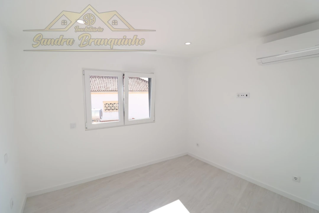 Apartamento T3 para Venda em A dos Cunhados e Maceira Foto 35