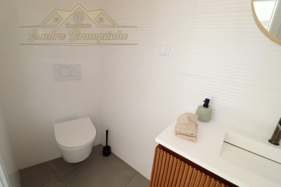 Apartamento T3 para Venda em A dos Cunhados e Maceira Foto 41