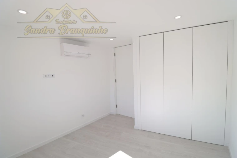 Apartamento T3 para Venda em A dos Cunhados e Maceira Foto 34