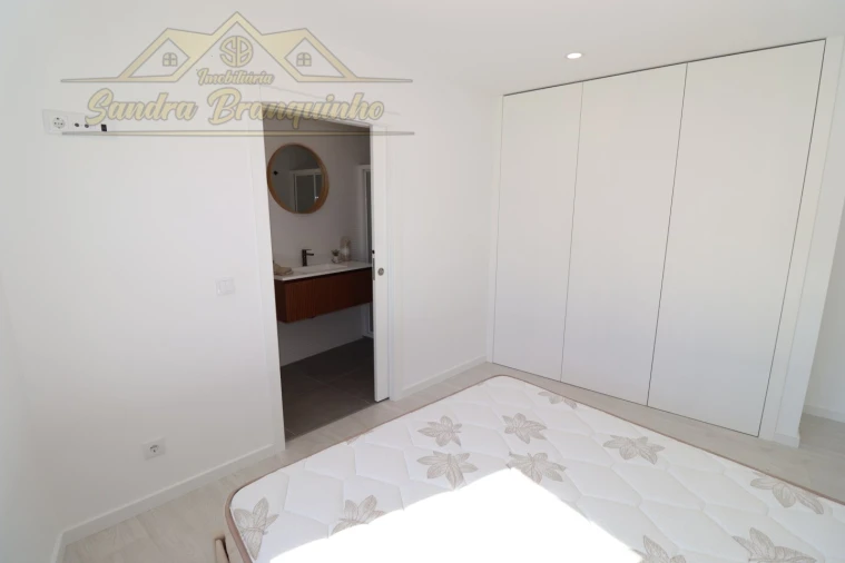 Apartamento T3 para Venda em A dos Cunhados e Maceira Foto 37