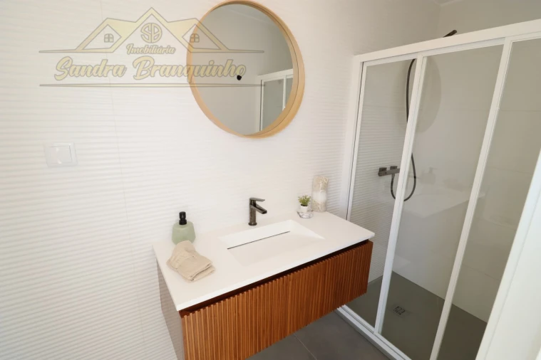 Apartamento T3 para Venda em A dos Cunhados e Maceira Foto 40