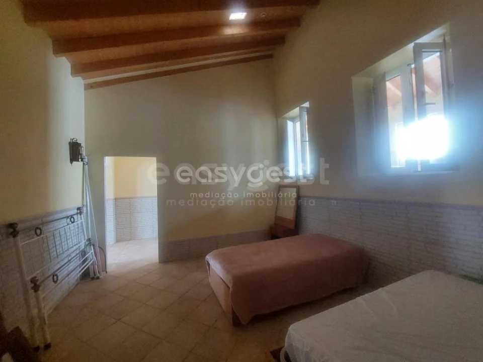 Moradia T3 para Venda em Alcaria Ruiva Foto 30