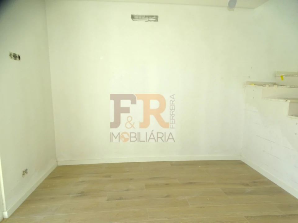 Quinta T3 para Venda em Fernao Ferro Foto 20