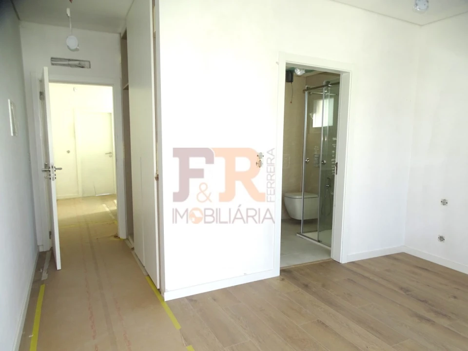 Quinta T3 para Venda em Fernao Ferro Foto 24