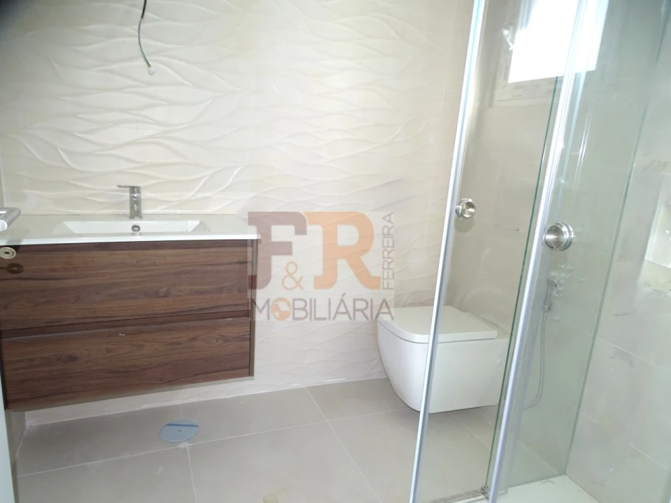 Quinta T3 para Venda em Fernao Ferro Foto 22