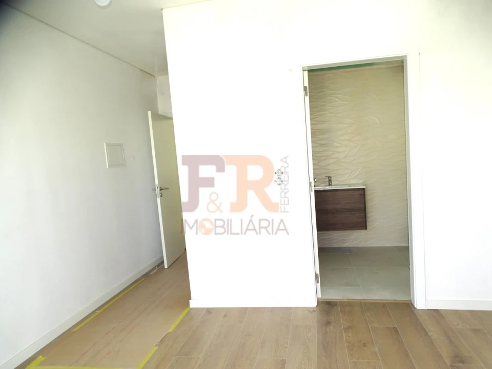 Quinta T3 para Venda em Fernao Ferro Foto 26