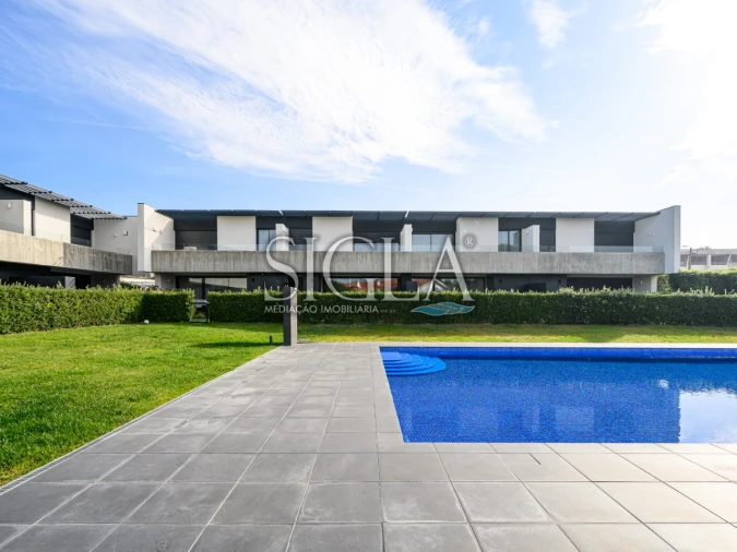 Moradia T4 para Venda em Gulpilhares e Valadares Foto 2