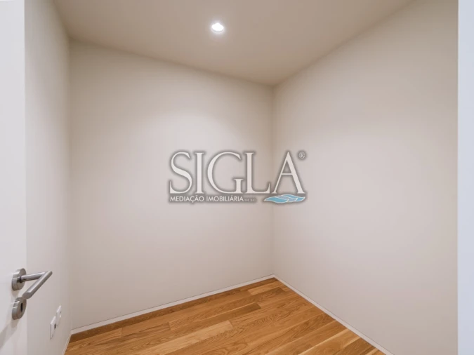 Moradia T4 para Venda em Gulpilhares e Valadares Foto 35