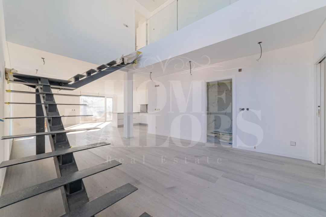 Moradia T4 para Venda em São Pedro da Cadeira Foto 9