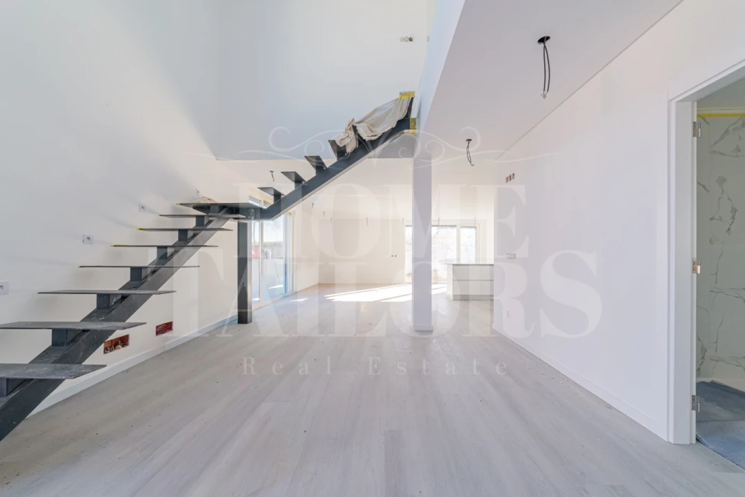 Moradia T4 para Venda em São Pedro da Cadeira Foto 10