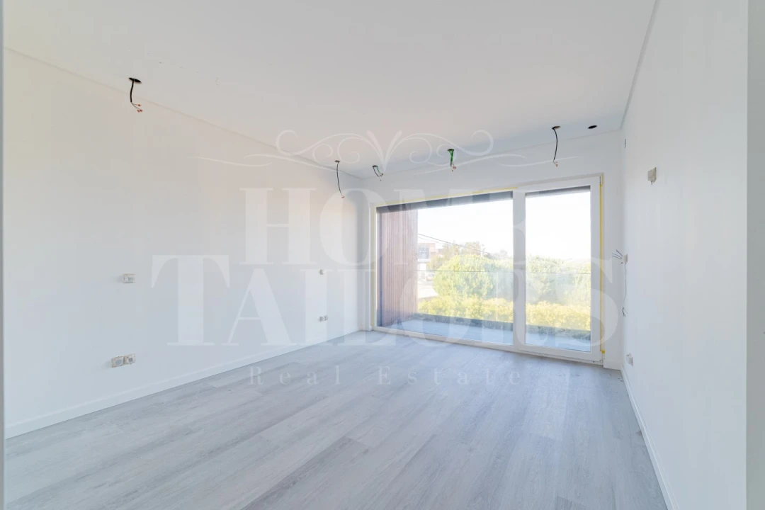 Moradia T4 para Venda em São Pedro da Cadeira Foto 21