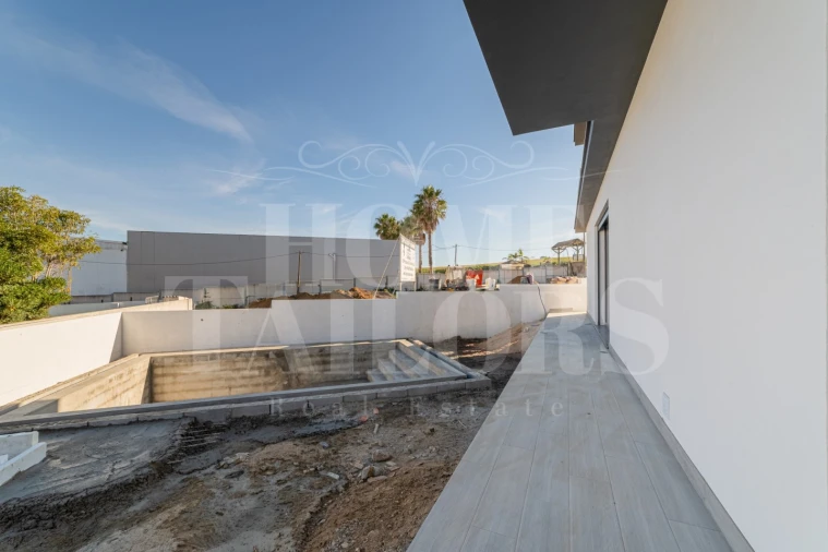 Moradia T4 para Venda em São Pedro da Cadeira Foto 6