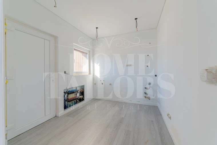 Moradia T4 para Venda em São Pedro da Cadeira Foto 17