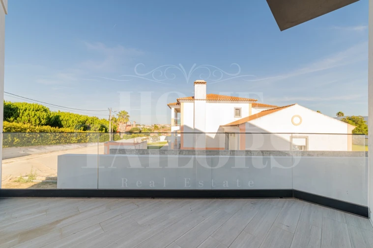 Moradia T4 para Venda em São Pedro da Cadeira Foto 19