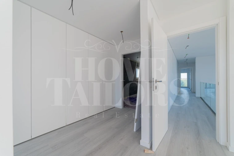 Moradia T4 para Venda em São Pedro da Cadeira Foto 29