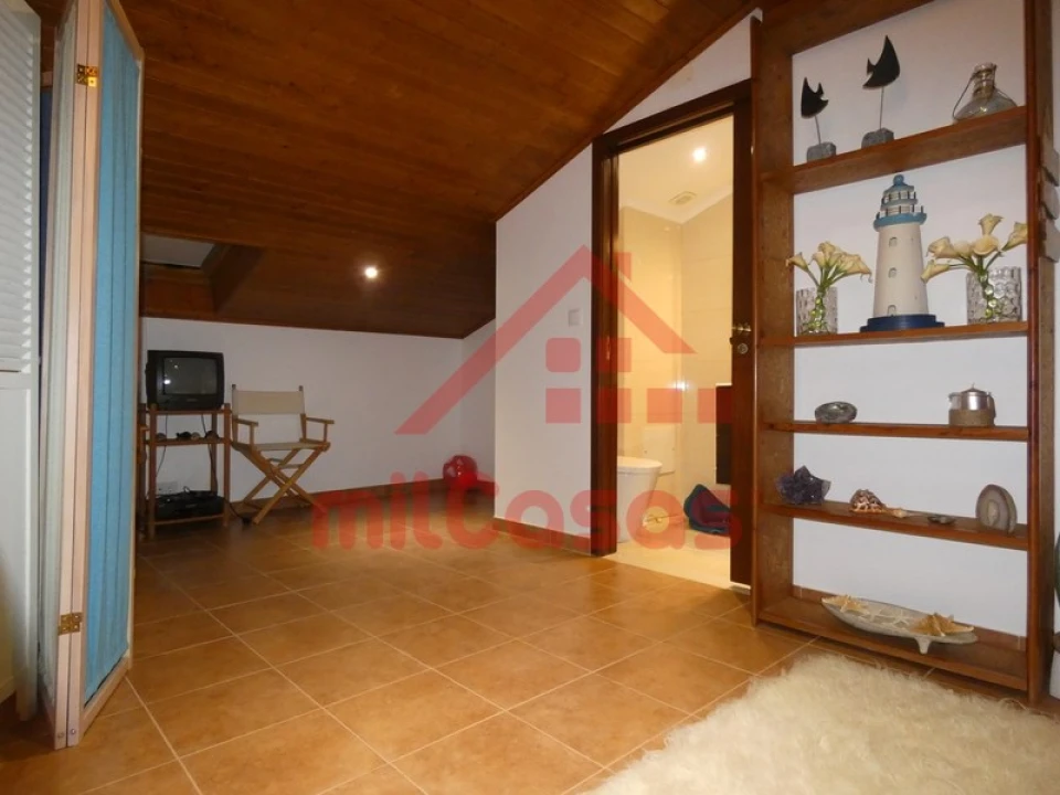 Apartamento T2 para Arrendamento em A dos Cunhados e Maceira Foto 20