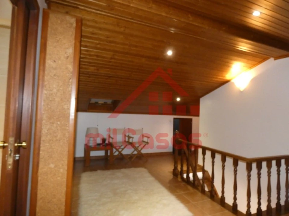 Apartamento T2 para Arrendamento em A dos Cunhados e Maceira Foto 21