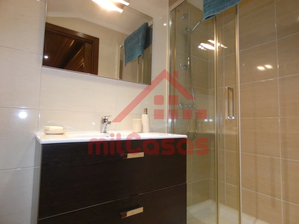 Apartamento T2 para Arrendamento em A dos Cunhados e Maceira Foto 22