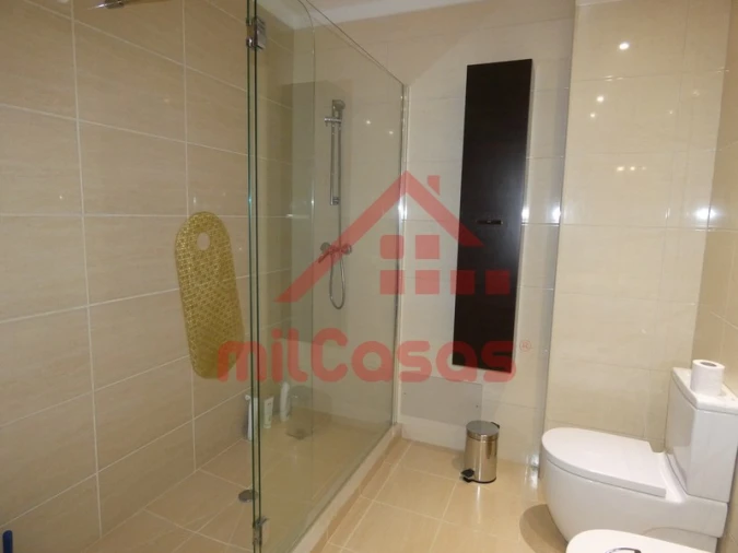 Apartamento T2 para Arrendamento em A dos Cunhados e Maceira Foto 16