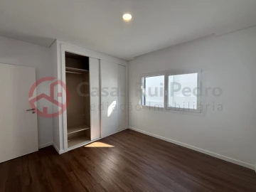 Moradia T4 para Venda em Fernao Ferro