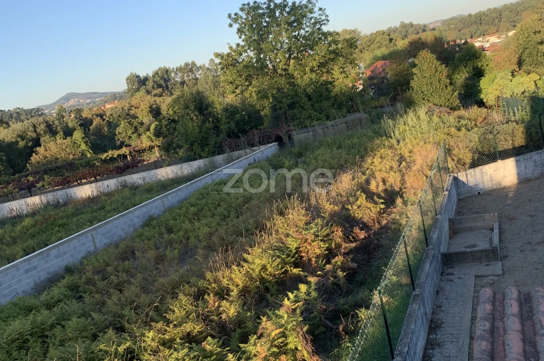 Terreno para Venda em Areias, Sequeirô, Lama e Palmeira Foto 10