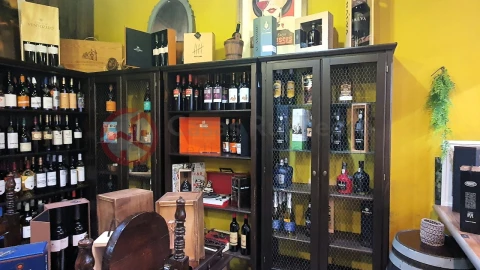 Loja para Cedência de Quotas em Quinta do Conde