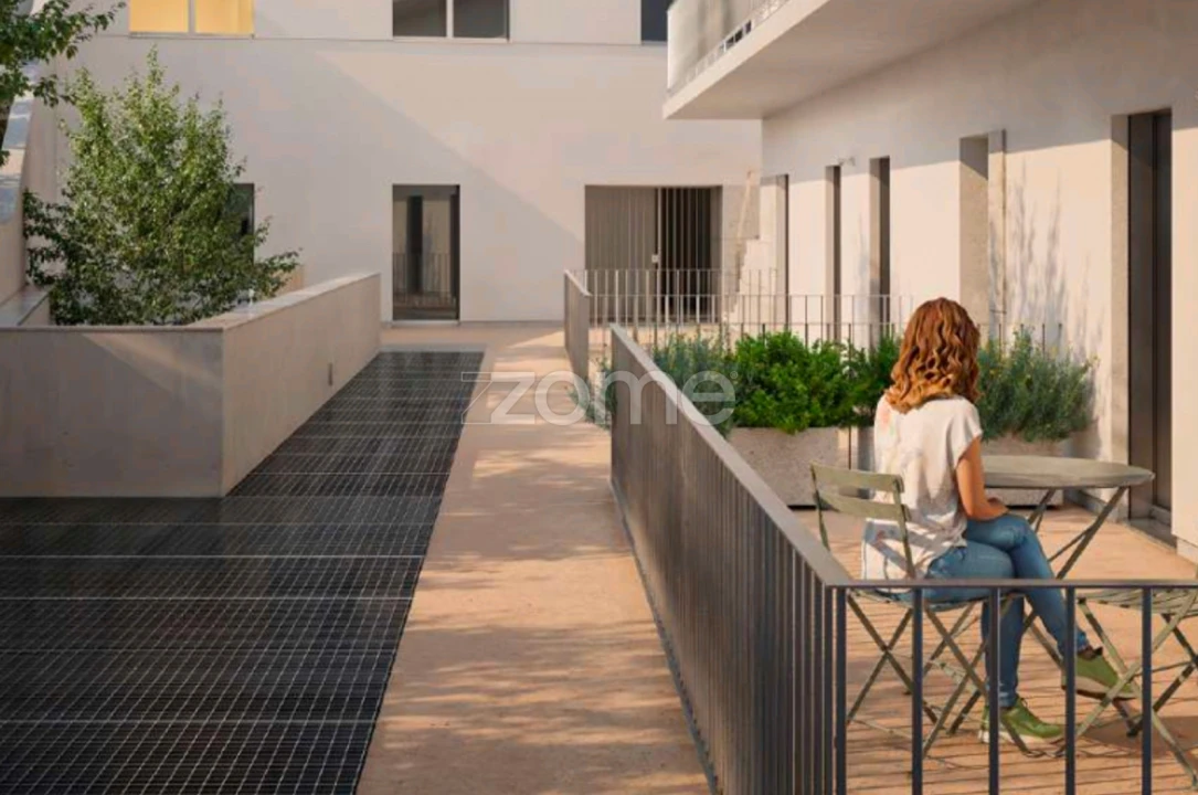 Apartamento T2 para Venda em Campanhã Foto 7