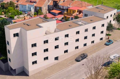 Apartamento T2 para Venda em Campanhã