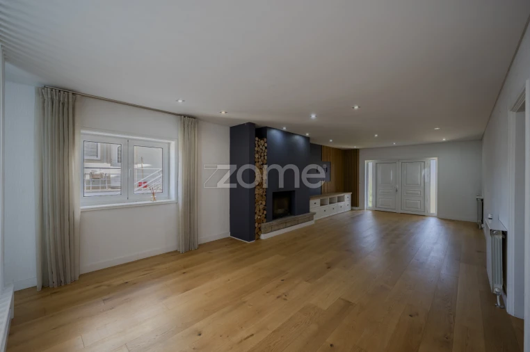 Moradia T5 para Venda em Ruivães e Novais Foto 5