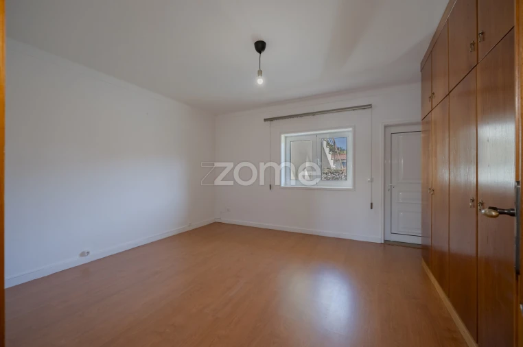 Moradia T5 para Venda em Ruivães e Novais Foto 7