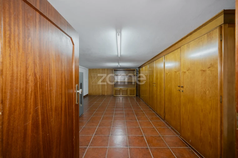 Moradia T5 para Venda em Ruivães e Novais Foto 12