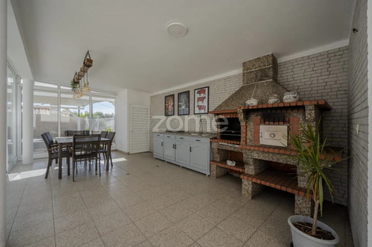 Moradia T5 para Venda em Ruivães e Novais Foto 33