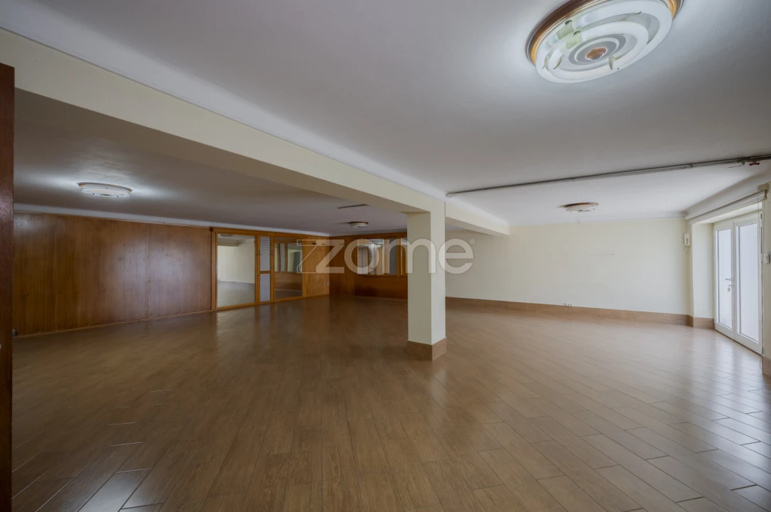 Moradia T5 para Venda em Ruivães e Novais Foto 15