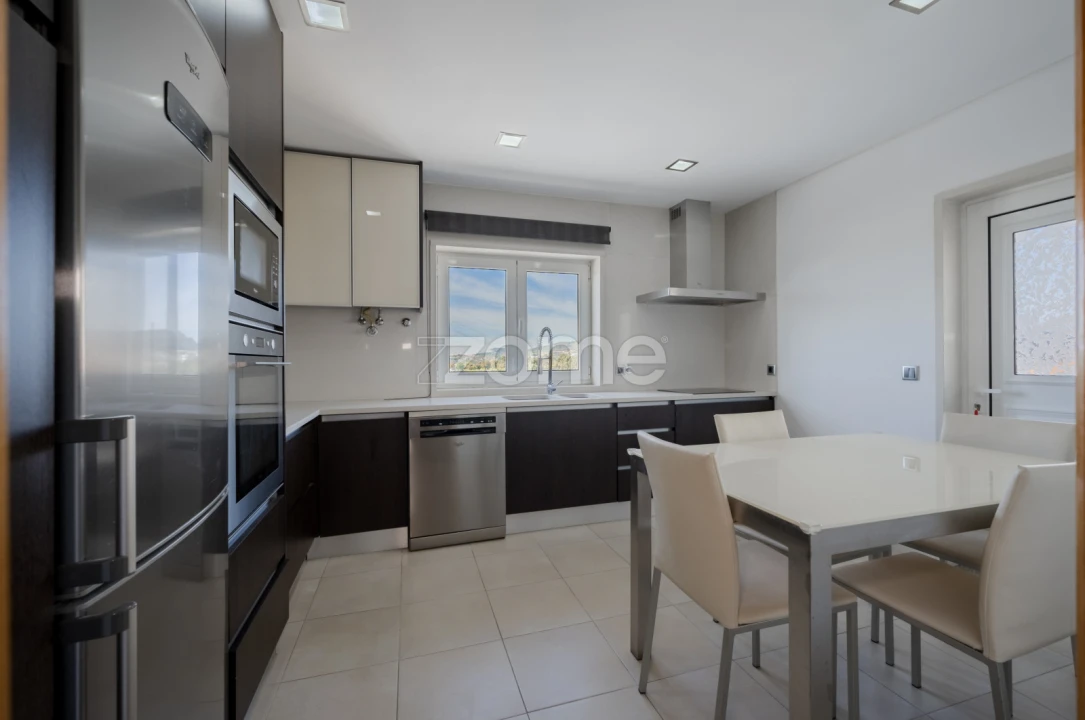 Moradia T5 para Venda em Ruivães e Novais Foto 23