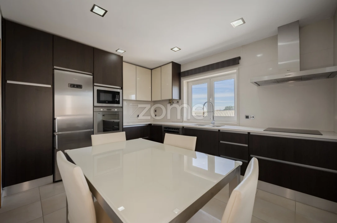 Moradia T5 para Venda em Ruivães e Novais Foto 24