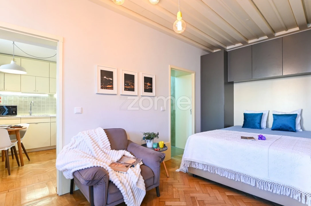 Apartamento T1 para Venda em Cedofeita, Santo Ildefonso, Sé, Miragaia, São Nicolau e Vitória Foto 1